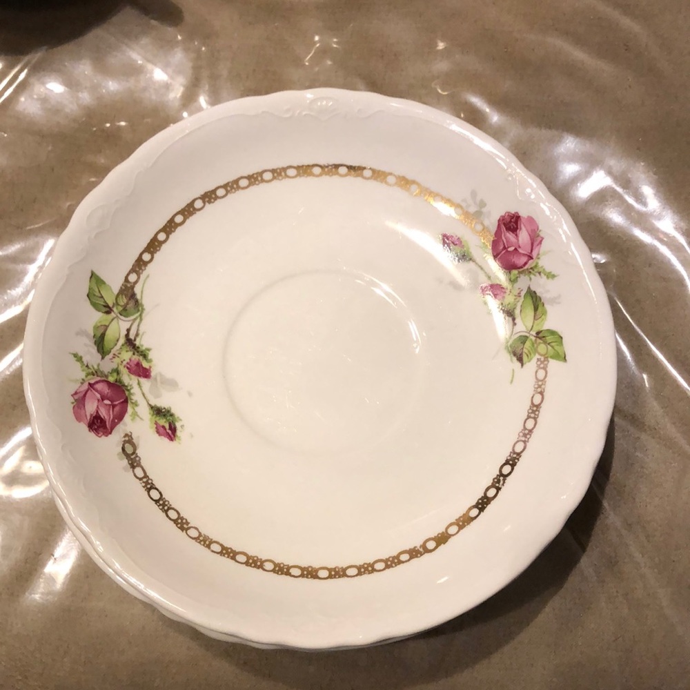 Vintage๐ฅณHP๐ฅณRose Teacup Set - Picture 2 of 8